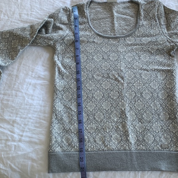 Dale of Norway - Sonja Sweater size small 100% extra-fine merino wool - Picture 5 of 6